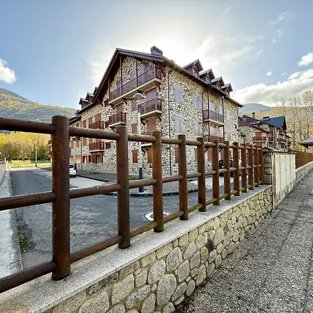 B09 - Atico En Residencial La Coma - Villmor Appartement Benasque Buitenkant foto