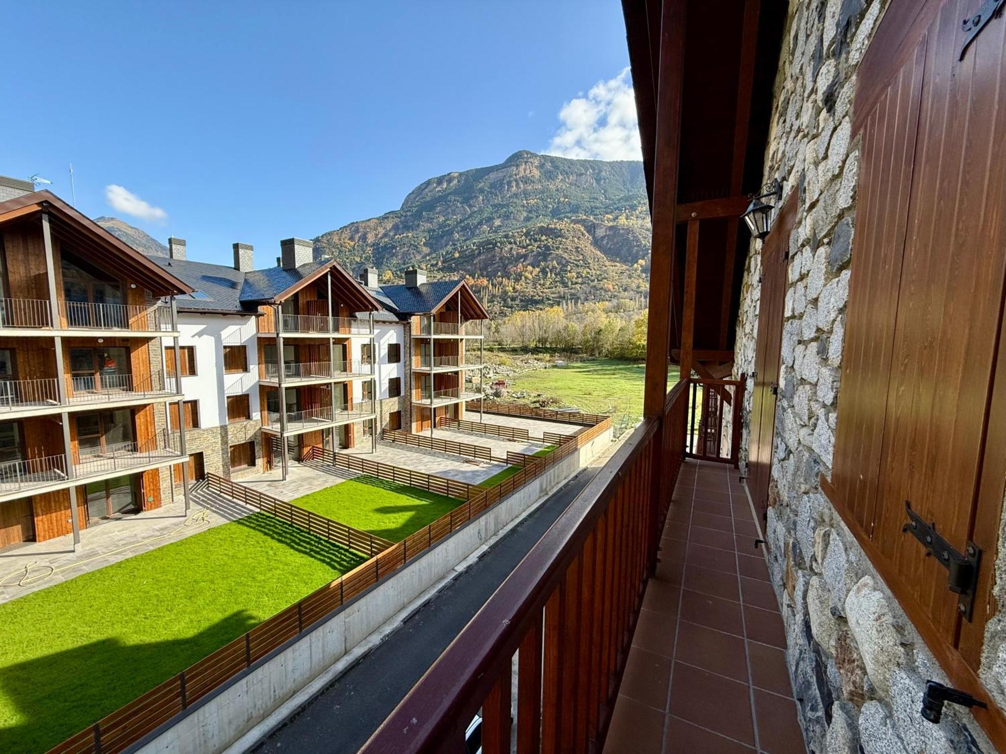 B09 - Atico En Residencial La Coma - Villmor Apartment Benasque